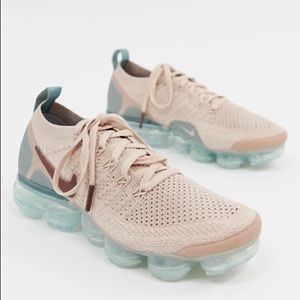 Women's Natural Pink And Blue Air Vapormax Flyknit 2 Sneakers 8